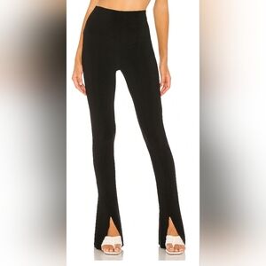 Spat Legging in Black
Norma Kamali